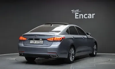 Hyundai Genesis 2016, 93030 км, за 7475.78 USD