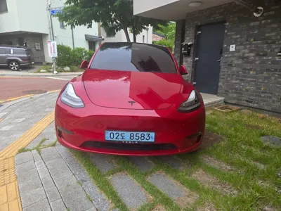Tesla Model Y 2021, 88900 км, за 26847.84 USD