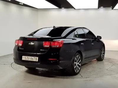 ChevroletGMDaewoo Malibu 2015, 123111 км, за 2146.76 USD