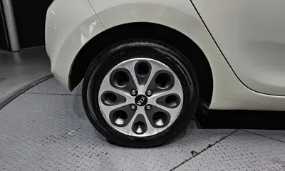 Kia Morning 2012, 27801 км, за 2931.6 USD