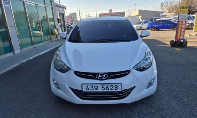 Hyundai Avante 2013, 110000 км, за 51384.2 USD