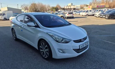 Hyundai Avante 2013, 110000 км, за 51384.2 USD