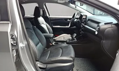 Kia K3 2024, 17087 км, за 12676.33 USD - фото 26