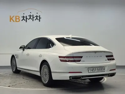 Genesis G80 2021, 146967 км, за 17524.44 USD