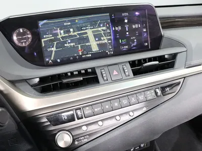Lexus ES 2021, 69023 км, за 29539.19 USD - фото 7