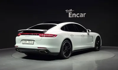 Porsche Panamera 2018, 102435 км, за 43879.59 USD