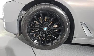 BMW 5-Series 2021, 56263 км, за 21662.07 USD