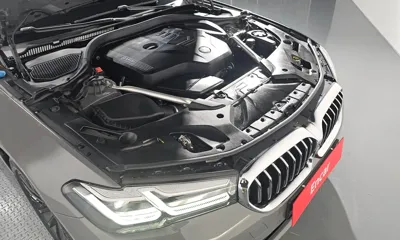BMW 5-Series 2021, 56263 км, за 21662.07 USD - фото 6