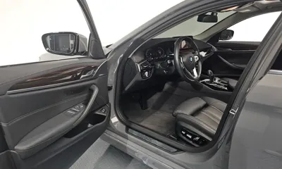 BMW 5-Series 2021, 56263 км, за 21662.07 USD - фото 10
