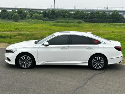 Honda Accord 2022, 56000 км, за 11477.12 USD