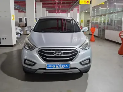 Hyundai Tucson 2014, 270000 км, за 2297.49 USD