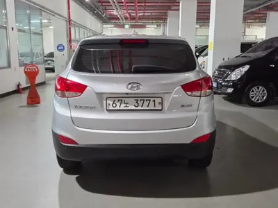 Hyundai Tucson 2014, 270000 км, за 2297.49 USD