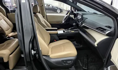 Toyota Sienna 2021, 85720 км, за 29079.69 USD - фото 11