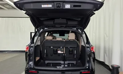 Toyota Sienna 2021, 85720 км, за 29079.69 USD - фото 20