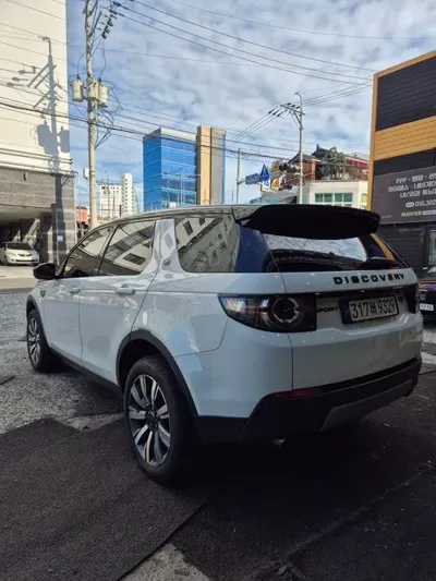 Land Rover Discovery Sport 2018, 102352 км, за 8861.76 USD - фото 9