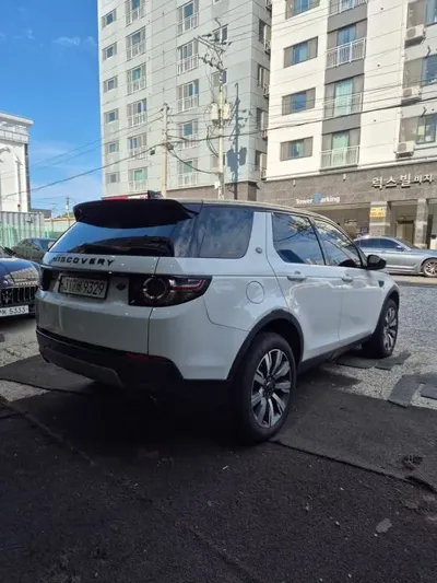 Land Rover Discovery Sport 2018, 102352 км, за 8861.76 USD - фото 11