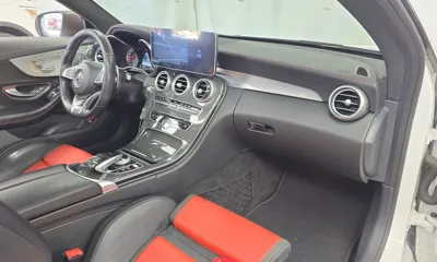 Mercedes-Benz C-Class 2017, 84259 км, за 25276.89 USD - фото 7