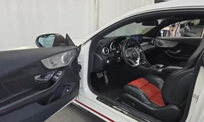 Mercedes-Benz C-Class 2017, 84259 км, за 25276.89 USD - фото 10