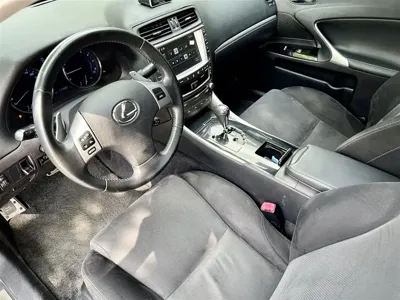 Lexus IS 2011, 110000 км, за 7271.68 USD - фото 8