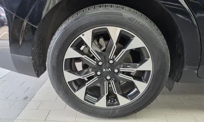 Kia Canival 2021, 105593 км, за 13121.96 USD