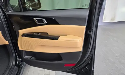 Kia Canival 2021, 105593 км, за 13121.96 USD - фото 25