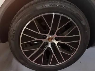 Porsche Macan 2026, 890 км, за 46804.9 USD
