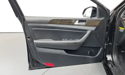 Hyundai Sonata 2016, 136150 км, за 5112.28 USD - фото 24