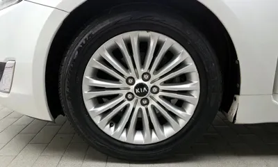 Kia K7 2014, 146867 км, за 4266.77 USD
