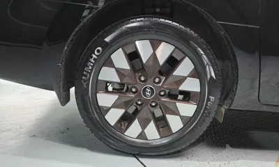 Hyundai Staria 2022, 68112 км, за 29243.8 USD