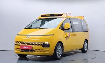 Hyundai Staria · 2023 год
