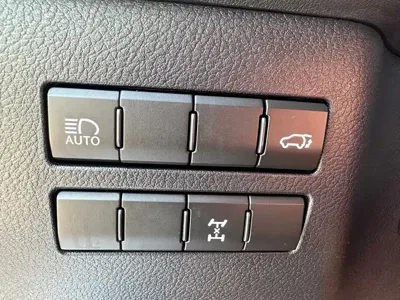 Lexus NX 2021, 35000 км, за 28590.11 USD - фото 12