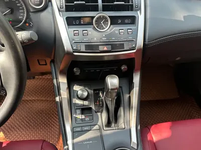 Lexus NX 2021, 35000 км, за 28590.11 USD - фото 14