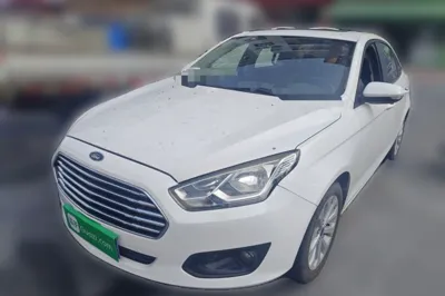 Ford Escort · 2017 год