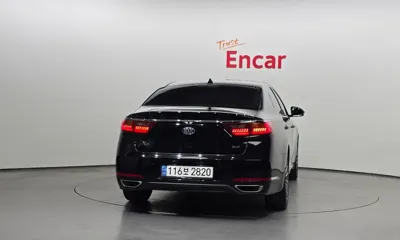 Kia K7 2016, 97786 км, за 7937.75 USD