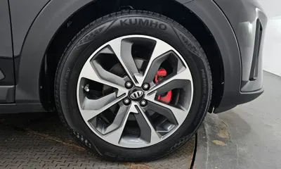 Kia Stonic 2018, 156510 км, за 5248.29 USD