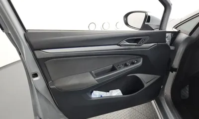 Volkswagen Golf 2022, 100261 км, за 18214.95 USD - фото 24