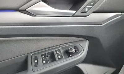 Volkswagen Golf 2022, 100261 км, за 18214.95 USD - фото 30