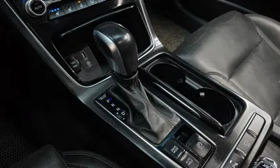 Hyundai Grandeur 2018, 102784 км, за 7748.91 USD - фото 9