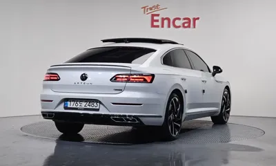 Volkswagen Arteon 2022, 32694 км, за 25761.15 USD