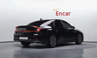 Hyundai Sonata 2021, 126363 км, за 12223.32 USD