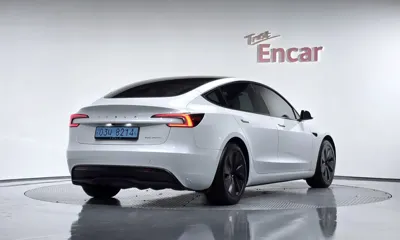 Tesla Model 3 2024, 43502 км, за 34713.63 USD