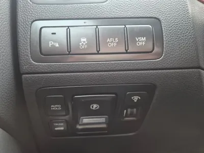 Hyundai Equus 2010, 188747 км, за 2409.32 USD - фото 13