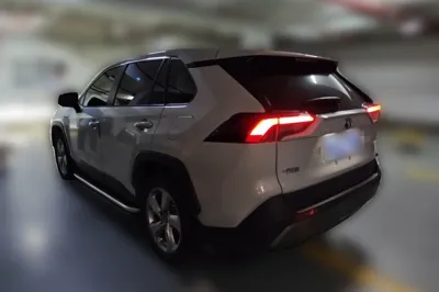Toyota RAV4 2020, 109700 км, за 14187 USD