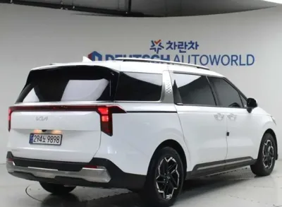 Kia Canival 2024, 48958 км, за 22125.18 USD - фото 2
