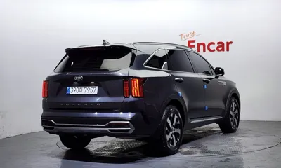 Kia Sorento 2021, 129022 км, за 14469.77 USD