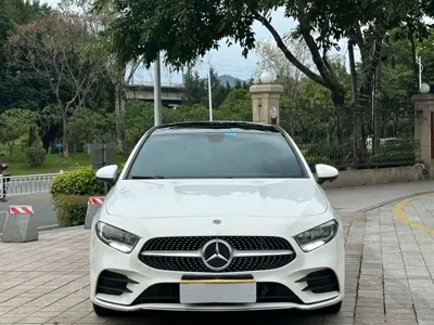 Mercedes-Benz A-Class 2020, 120000 км, за 13198.68 USD