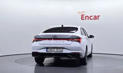 Hyundai Avante 2023, 81950 км, за 11644.56 USD