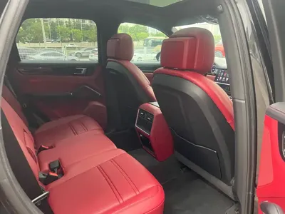 Porsche Cayenne Hybrid 2022, 41000 км, за 69057.68 USD - фото 10