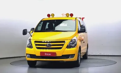 Hyundai Starex 2018, 61050 км, за 14385.18 USD