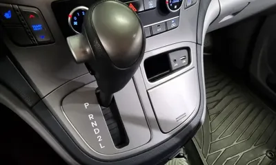 Hyundai Starex 2018, 61050 км, за 14385.18 USD - фото 9
